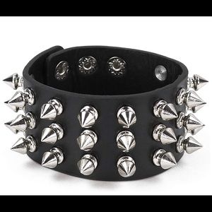 Black leather spiked cuff adjustable size Rocker